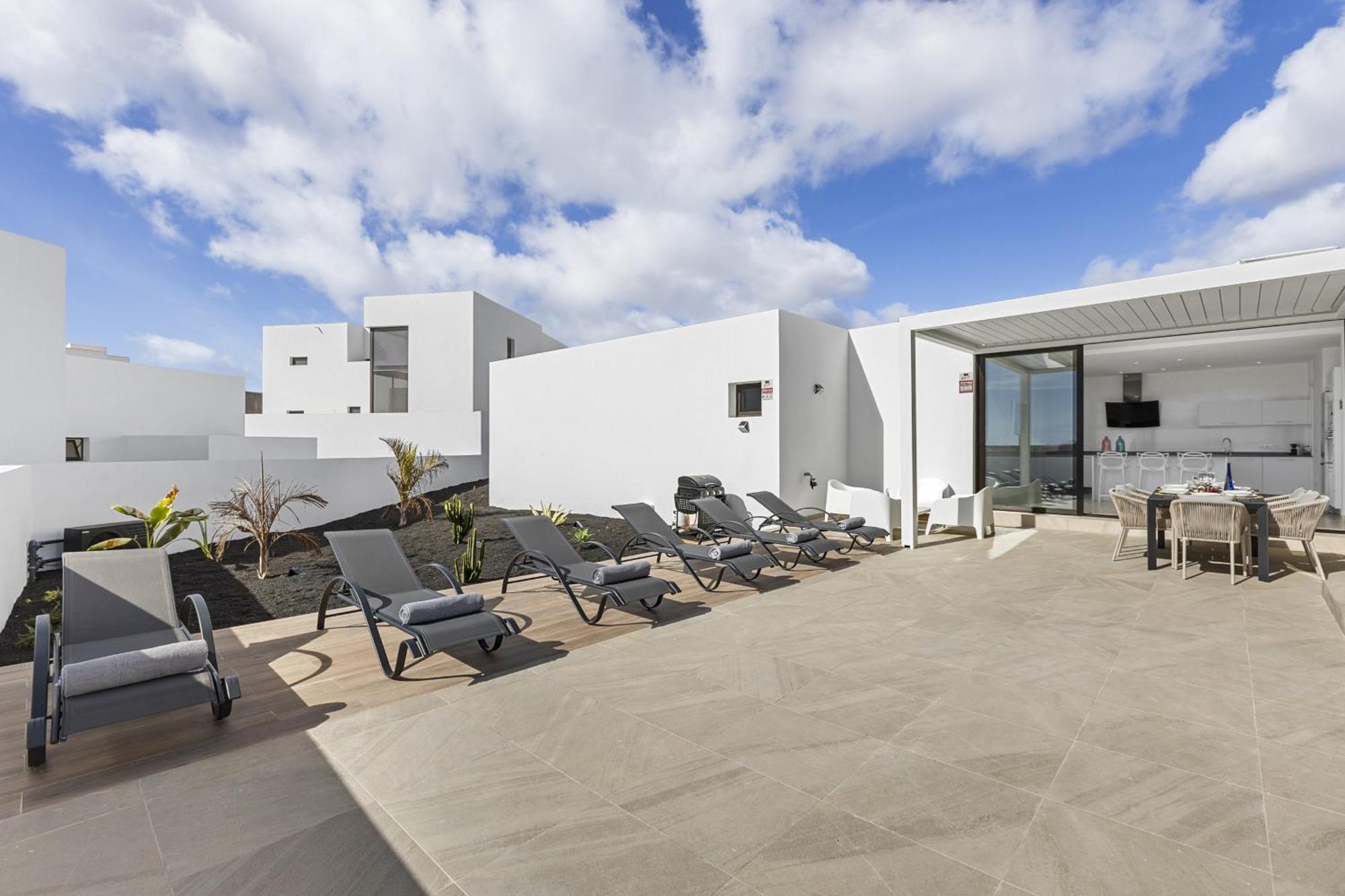 Casahost Fontaine Bleue Villa Тиас Экстерьер фото
